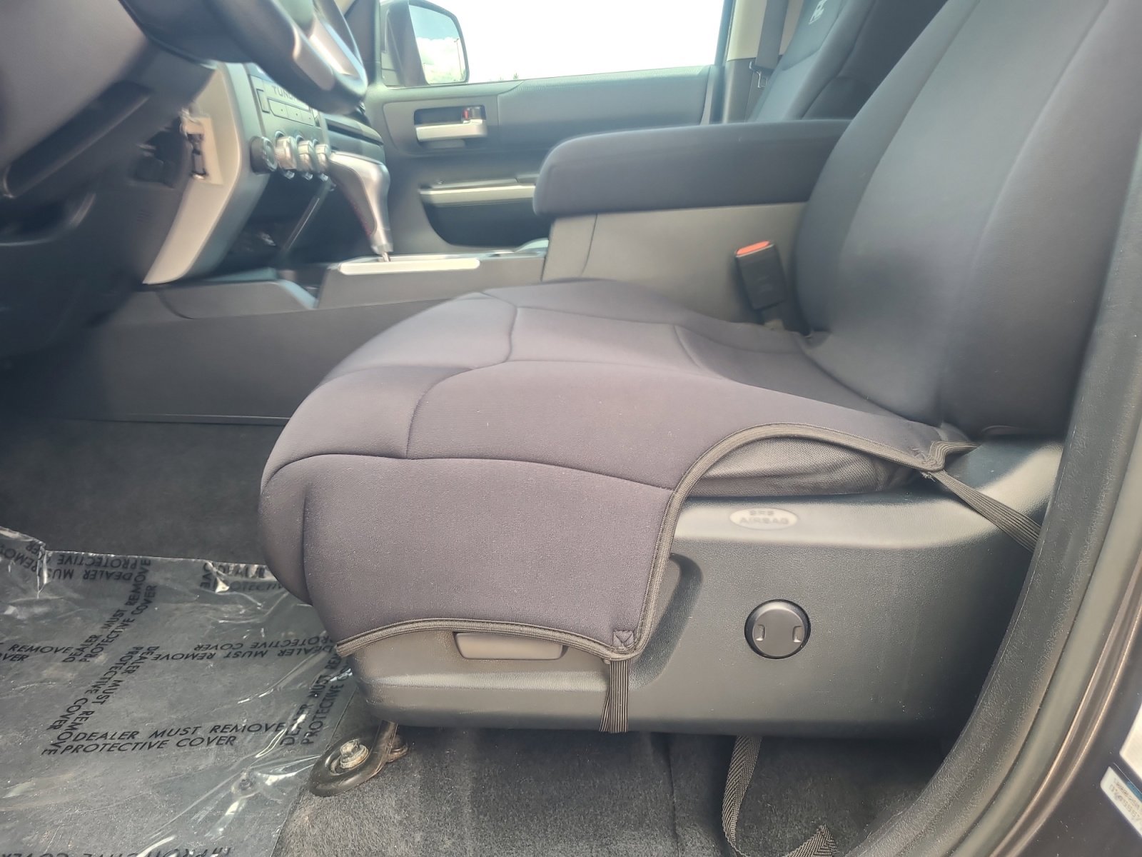 Used 2018 Toyota Tundra SR5 AWD/4WD image 14