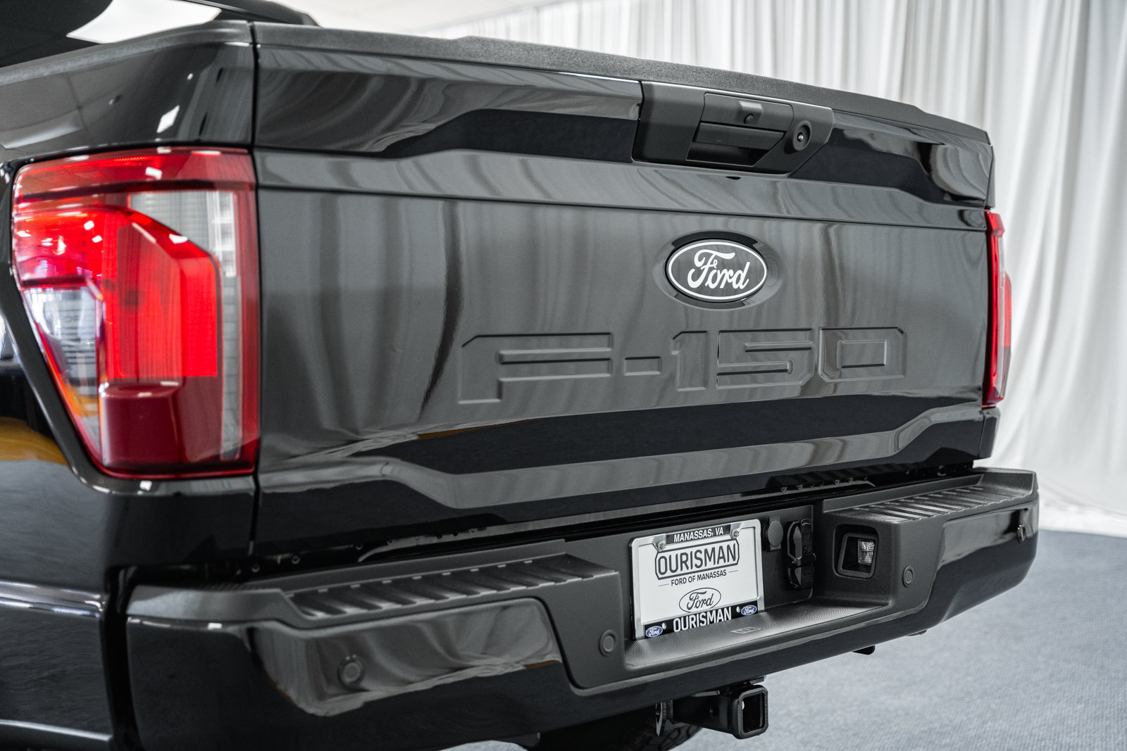 Certified 2024 Ford F150 XLT w/ Tow/Haul Package AWD/4WD image 6
