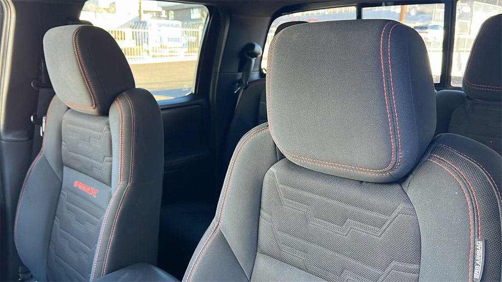 Used 2022 Nissan Frontier Pro-X w/ Technology Package image 11