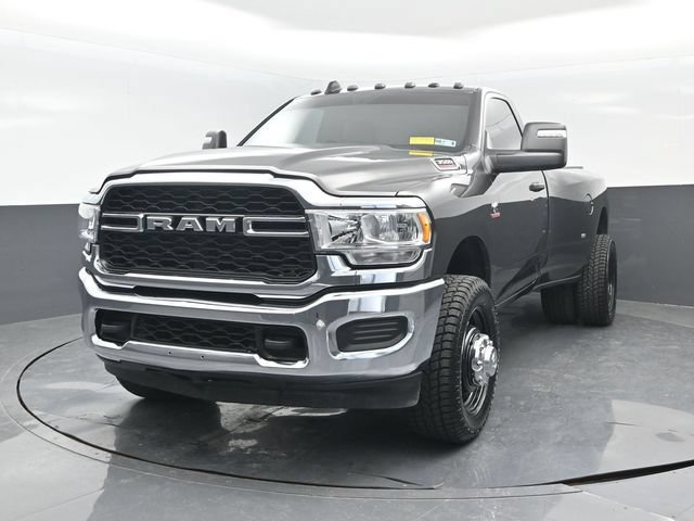 Used 2024 RAM 3500 Tradesman w/ Chrome Appearance Group AWD/4WD image 22