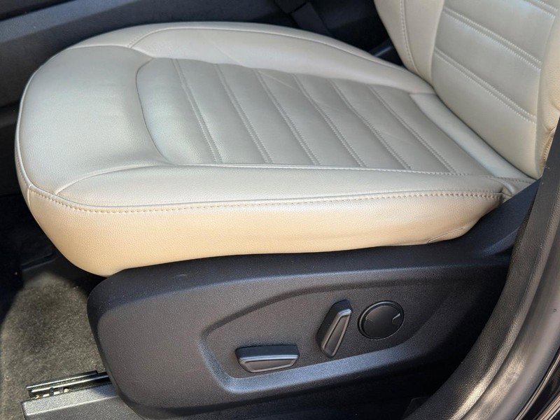 Certified 2024 Ford Edge SEL image 23