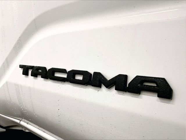 Used 2024 Toyota Tacoma TRD Off-Road w/ TRD Off Road Upgrade Package AWD/4WD image 13