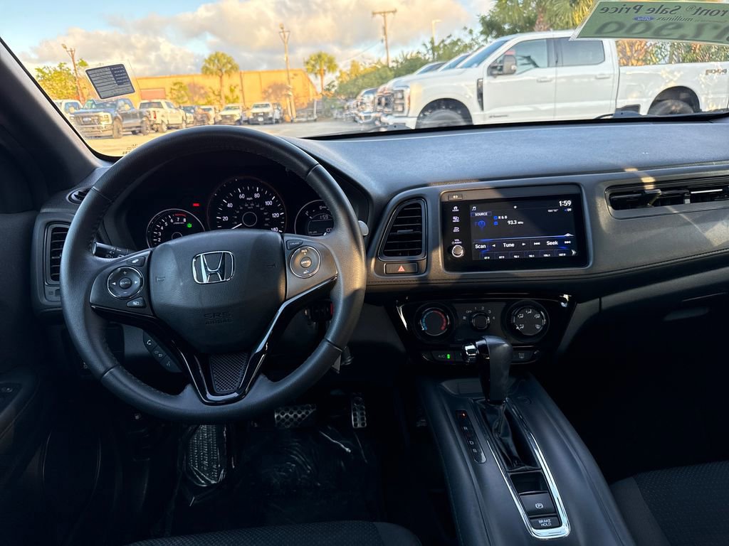 Used 2022 Honda HR-V Sport image 10