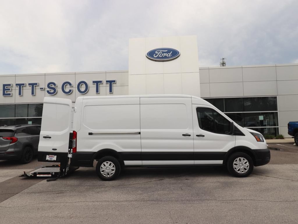 Certified 2023 Ford E-Transit Medium Roof RWD image 15
