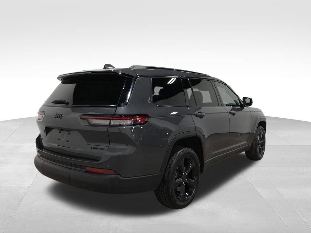 Used 2025 Jeep Grand Cherokee L Limited w/ Black Appearance Package image 4