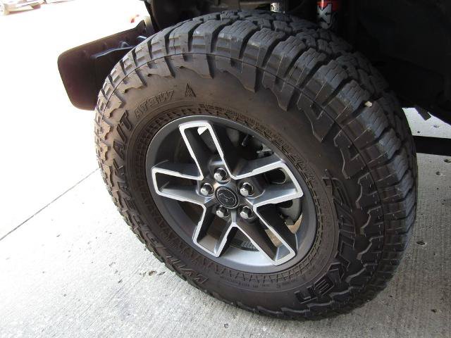 Used 2024 Jeep Gladiator Mojave AWD/4WD image 23