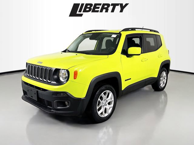 Used 2017 Jeep Renegade Latitude w/ Cold Weather Group image 3