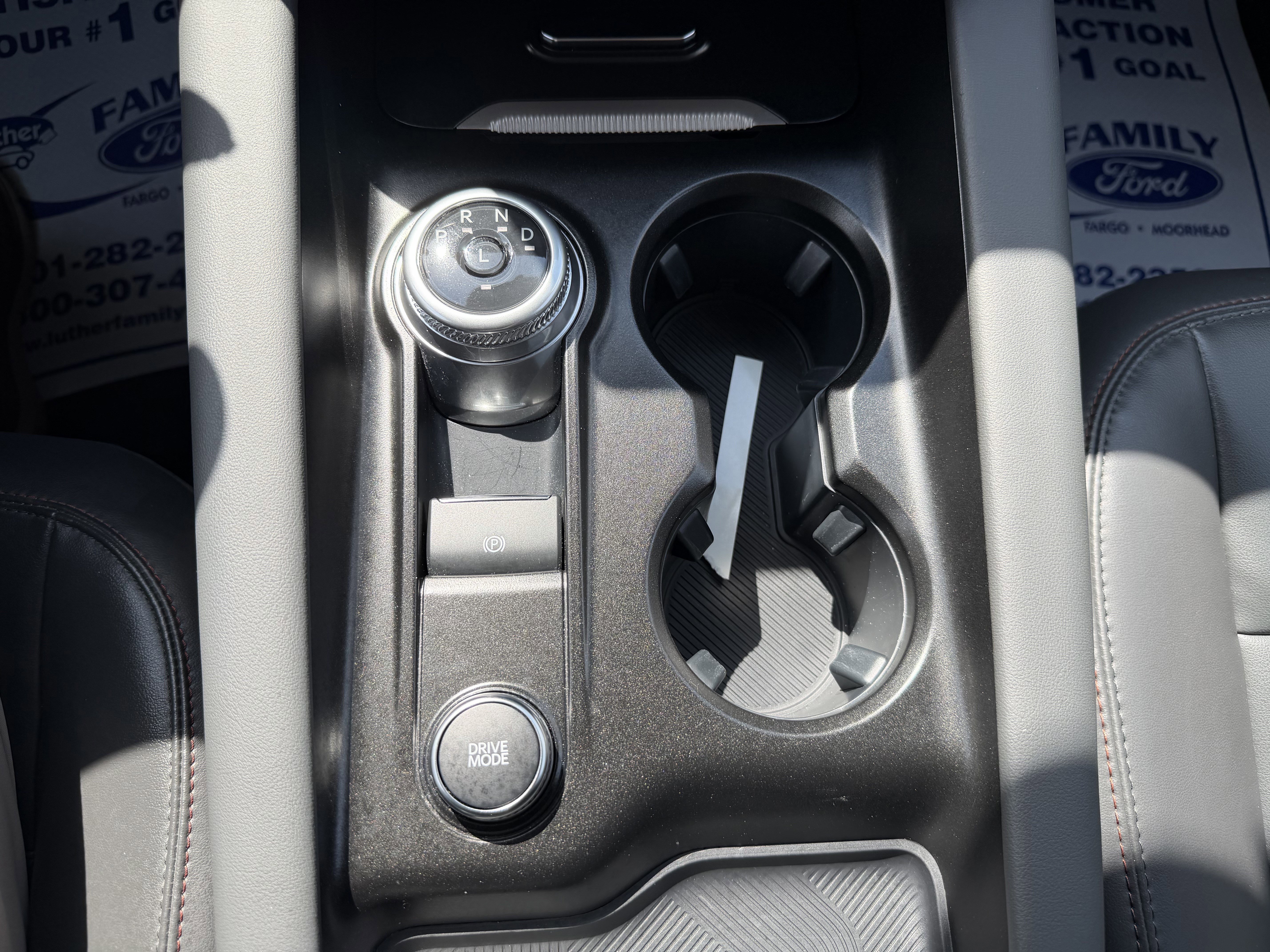 Certified 2025 Ford Explorer Active w/ Active Comfort Package AWD/4WD image 17