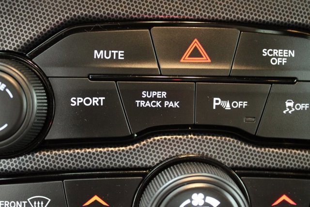 Used 2018 Dodge Challenger GT w/ Driver Convenience Group image 18