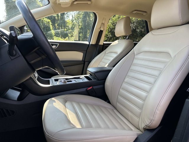 Certified 2024 Ford Edge SEL w/ Convenience Package AWD/4WD image 18