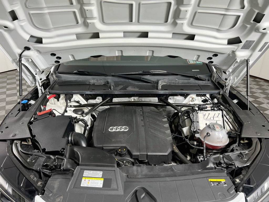 Used 2021 Audi Q5 2.0T Premium w/ Convenience Package AWD/4WD image 30