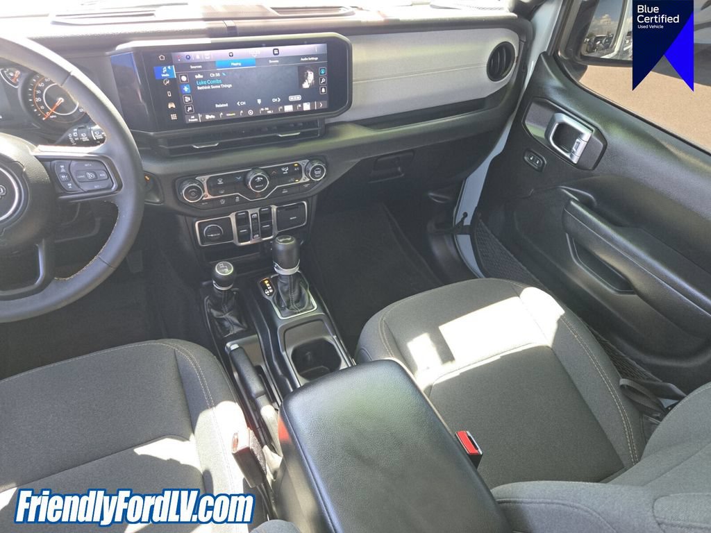 Used 2024 Jeep Wrangler Unlimited Sport AWD/4WD image 16