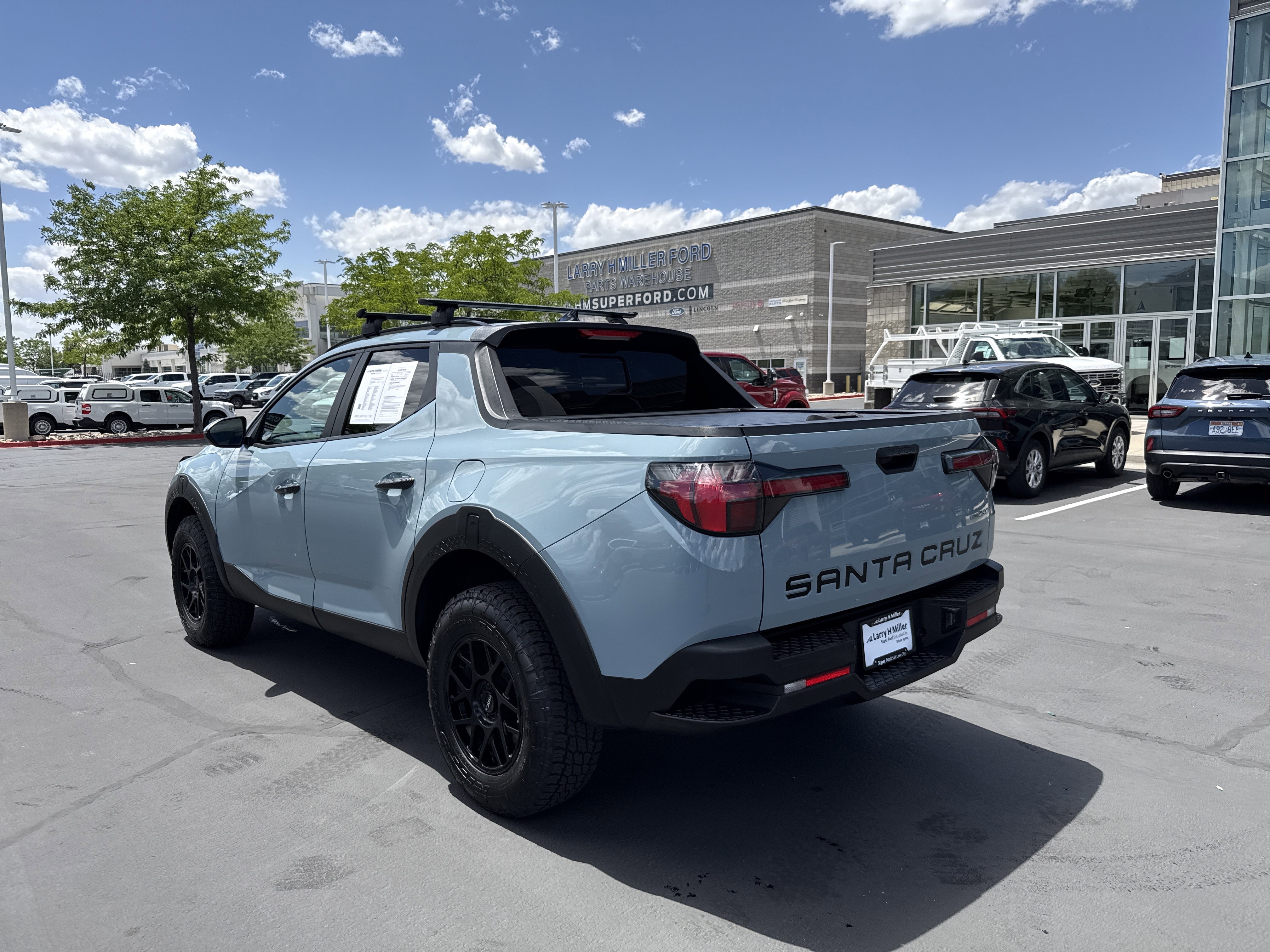 Used 2022 Hyundai Santa Cruz SEL Premium AWD/4WD image 3