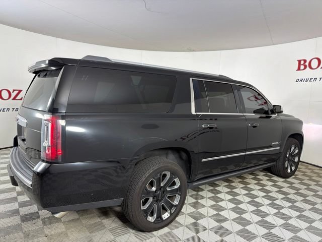Used 2018 GMC Yukon XL Denali w/ Denali Ultimate Package AWD/4WD image 9