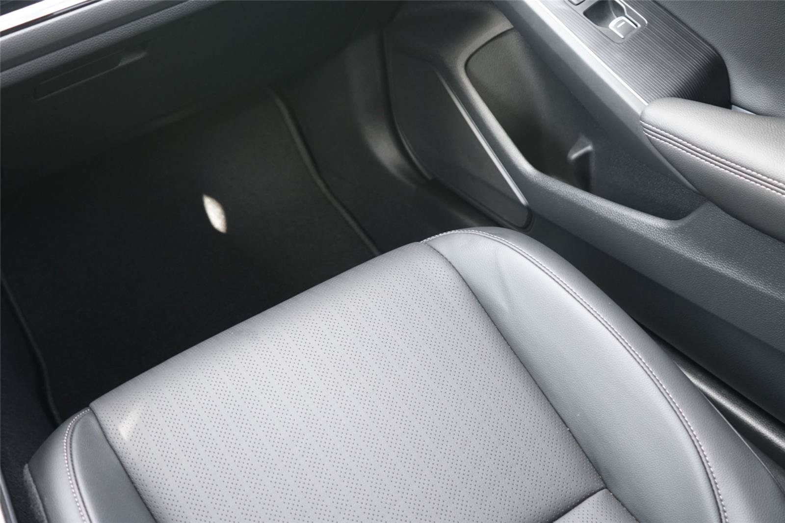 Used 2024 Honda Civic Touring image 26