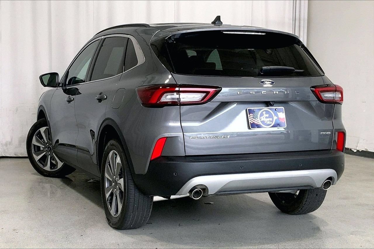 Certified 2024 Ford Escape Platinum AWD/4WD image 10