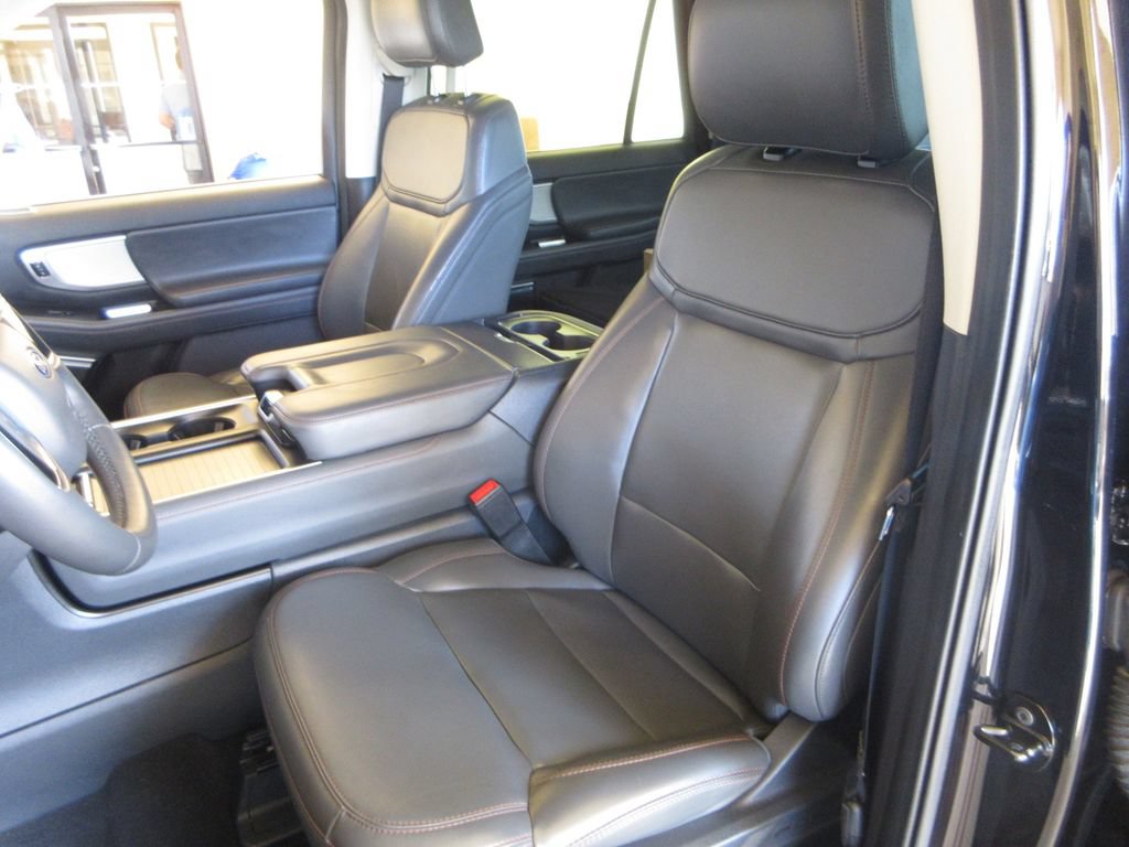 Certified 2025 Ford Expedition Max Active RWD image 12