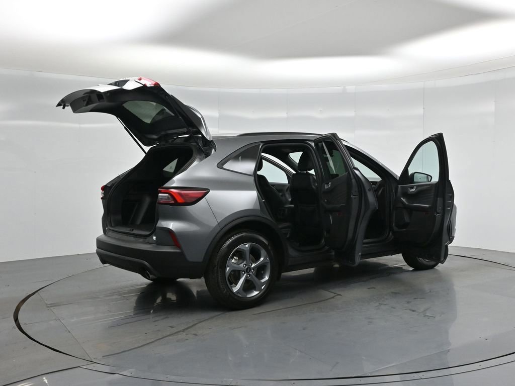 Certified 2025 Ford Escape ST-Line image 35