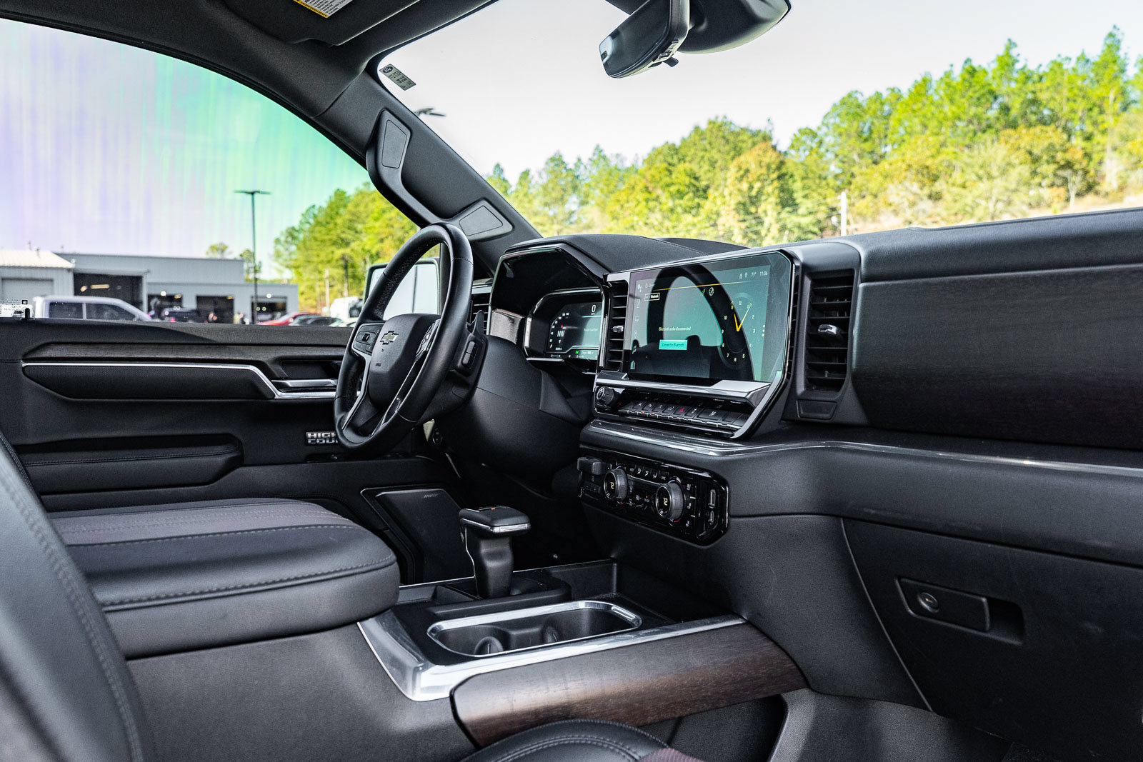 Used 2023 Chevrolet Silverado 1500 High Country w/ Technology Package AWD/4WD image 12