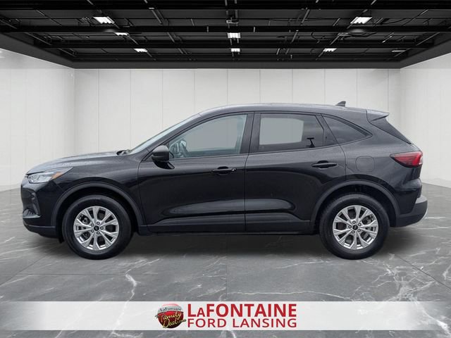 Certified 2025 Ford Escape Active AWD/4WD image 2