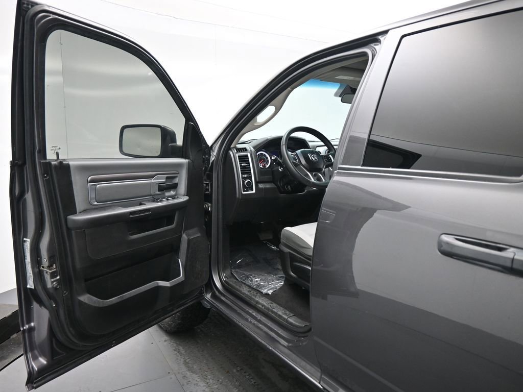 Used 2024 RAM 1500 Classic SLT image 36