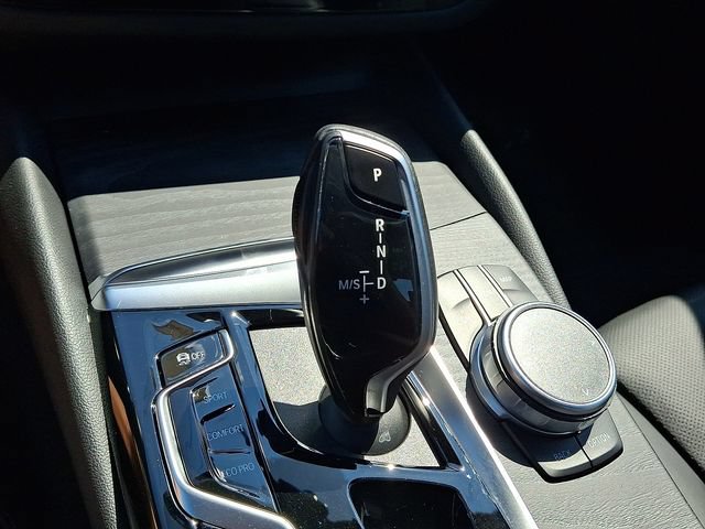 Used 2022 BMW 530i xDrive w/ Premium Package AWD/4WD image 12