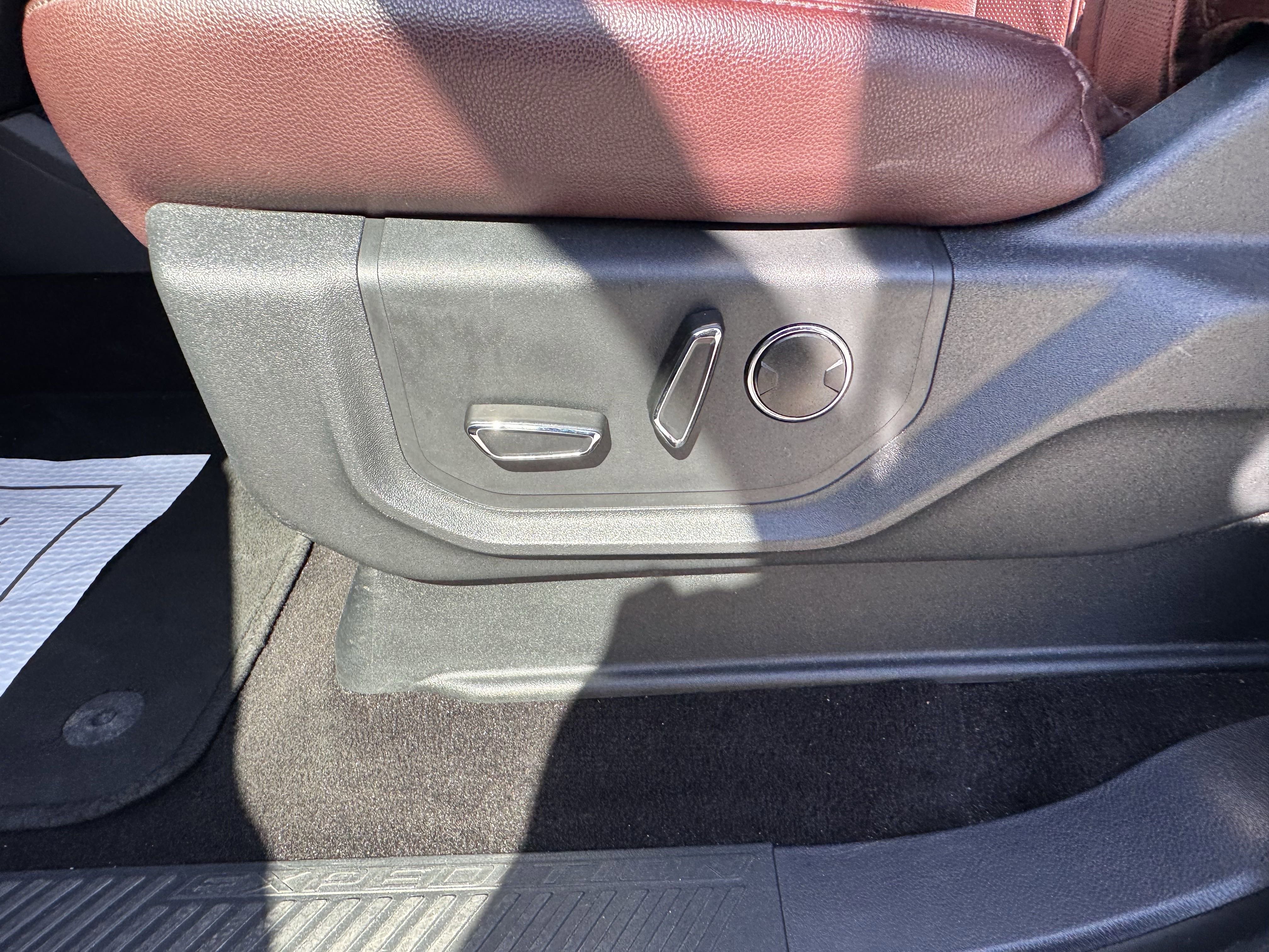 Certified 2023 Ford Expedition Limited image 10