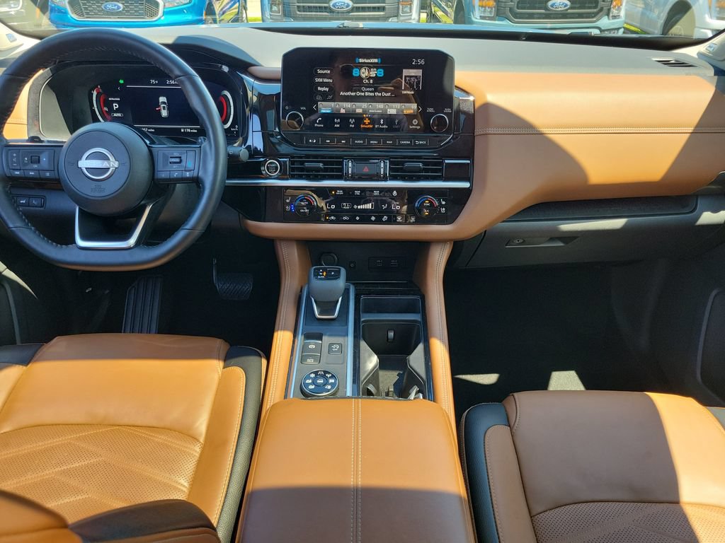 Used 2024 Nissan Pathfinder Platinum w/ Cargo Package AWD/4WD image 11
