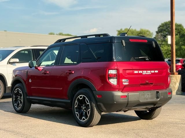 Certified 2025 Ford Bronco Sport Outer Banks w/ Outer Banks Tech Package+ AWD/4WD image 43