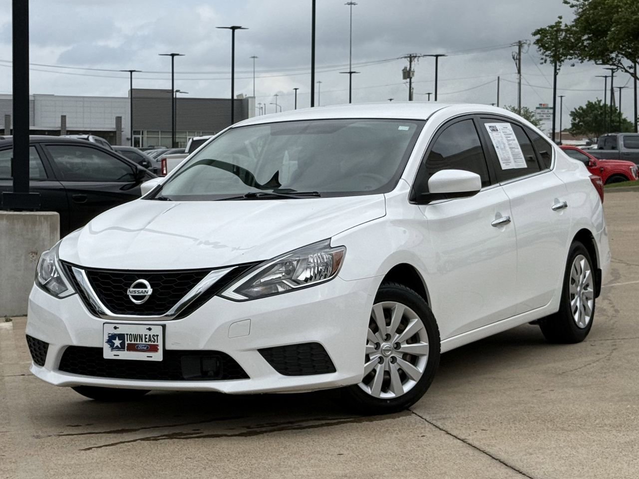 Used 2019 Nissan Sentra S image 2