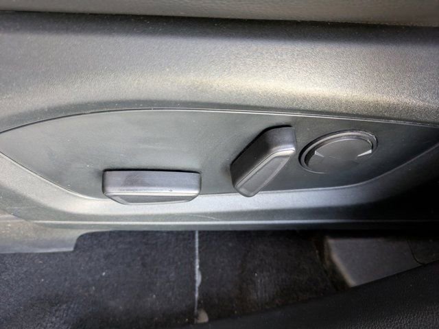 Certified 2020 Ford Explorer XLT w/ Equipment Group 202A image 22