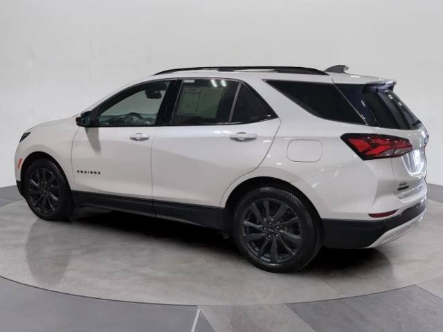 Used 2023 Chevrolet Equinox RS w/ LPO, Floor Liner Package AWD/4WD image 4