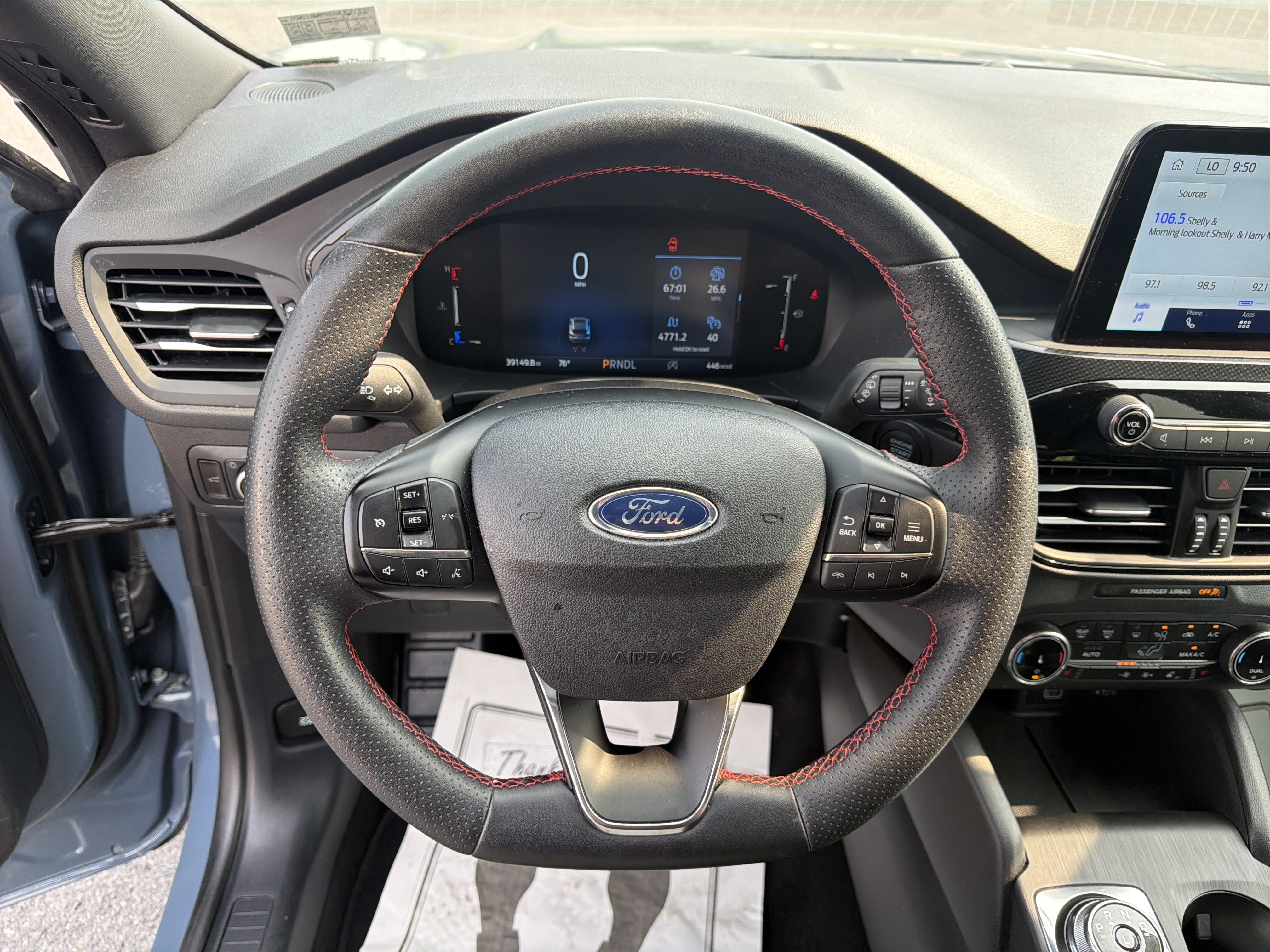 Certified 2025 Ford Escape ST-Line Select AWD/4WD image 20