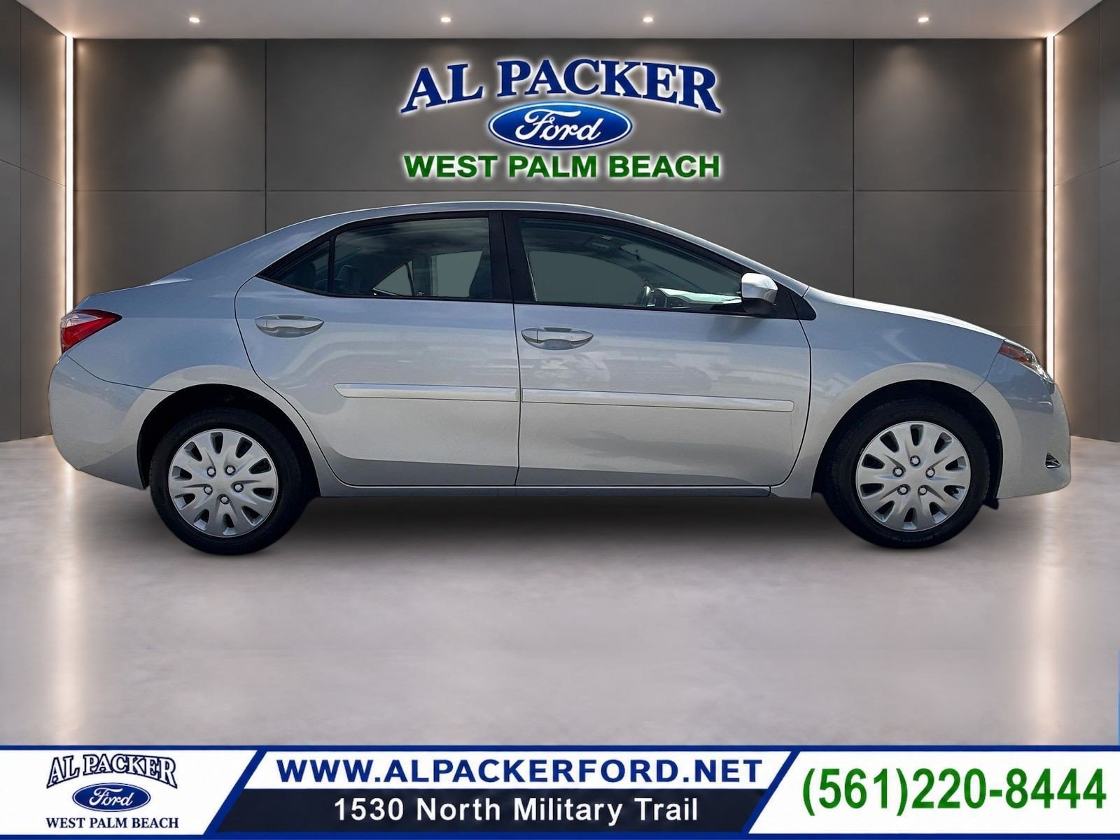 Used 2017 Toyota Corolla LE FWD image 4