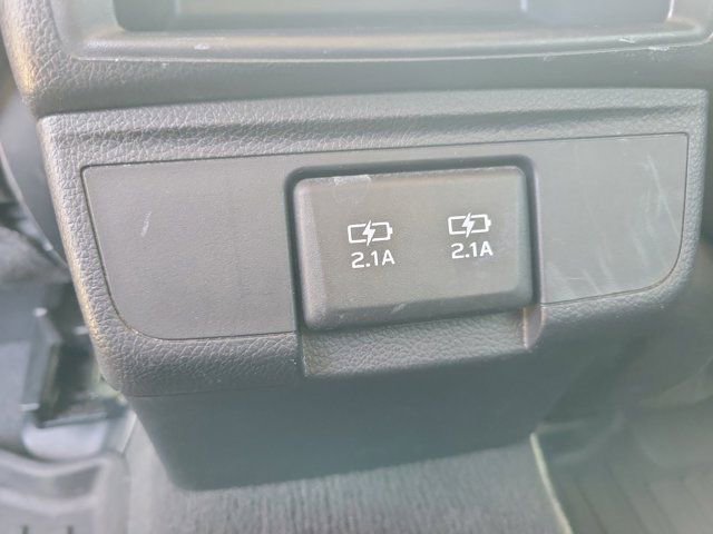 Used 2019 Subaru Outback 2.5i Premium AWD/4WD image 18