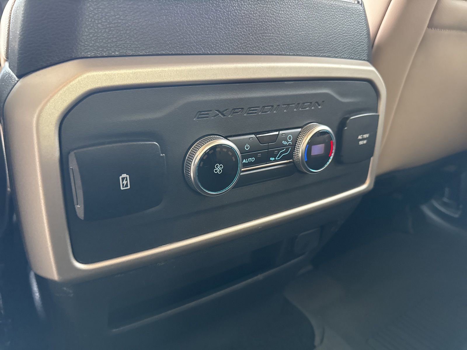 Certified 2022 Ford Expedition XLT image 37