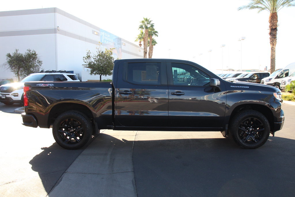Used 2023 Chevrolet Silverado 1500 RST w/ Convenience Package II AWD/4WD image 9