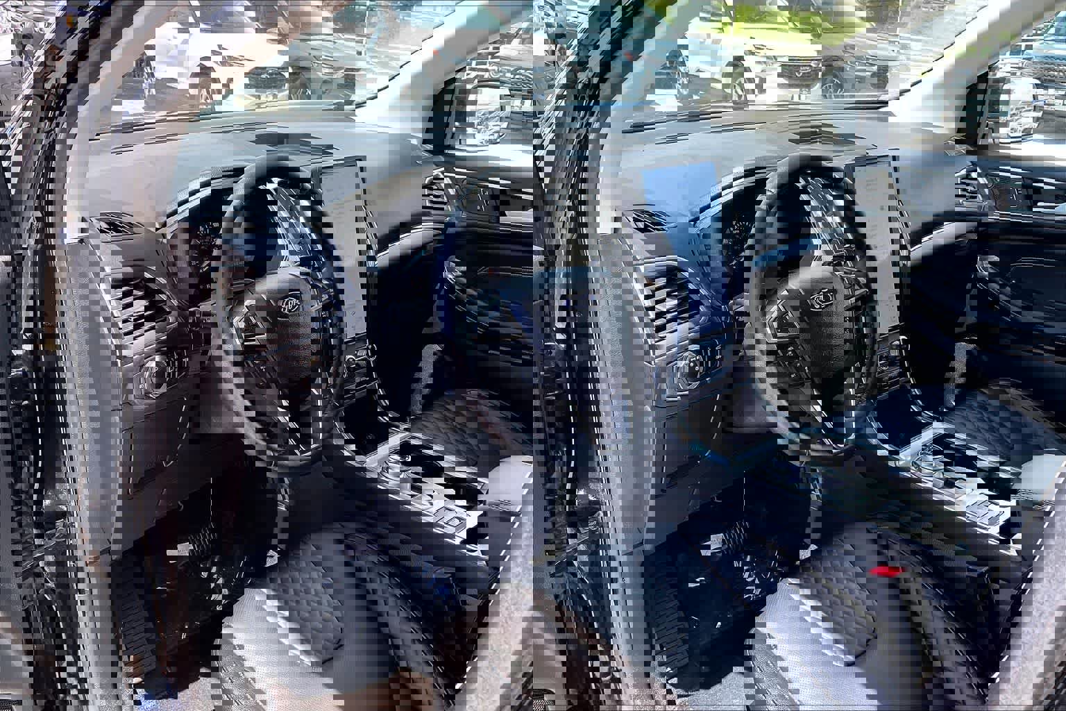 Certified 2024 Ford Edge Titanium w/ Equipment Group 301A image 8