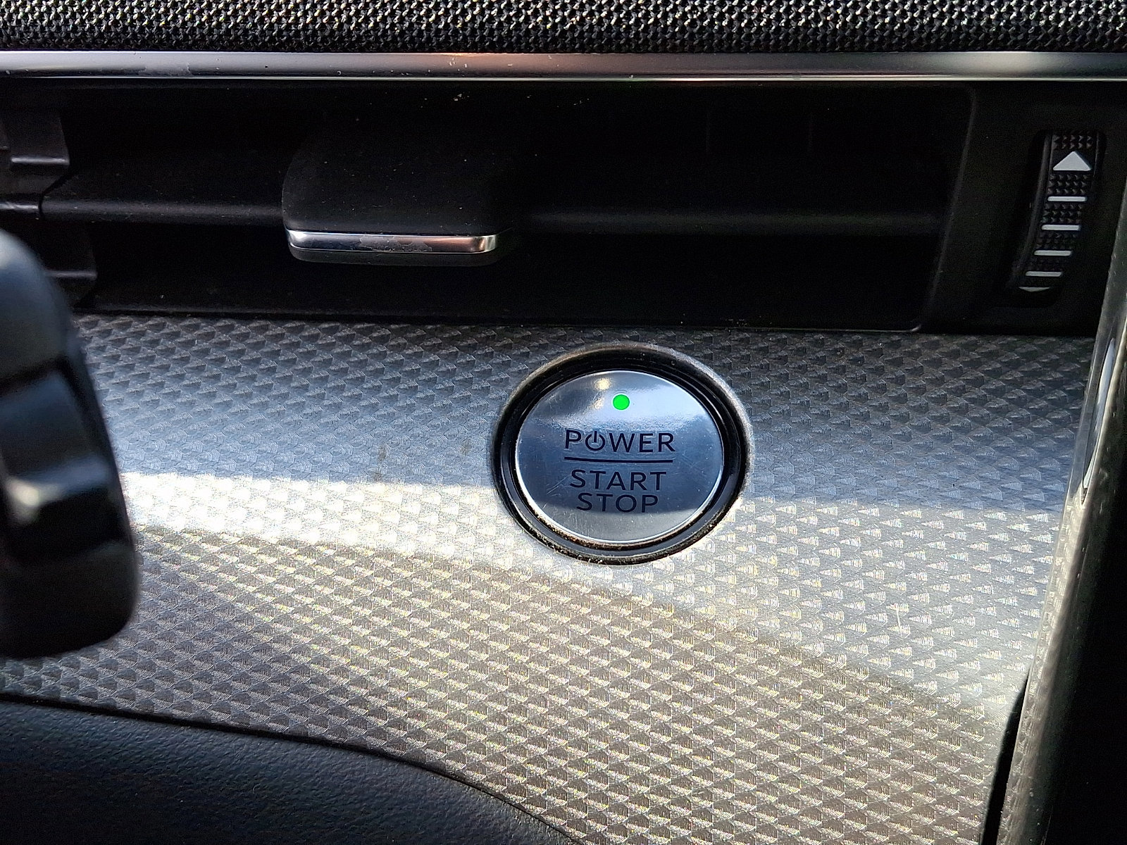 Certified 2021 Ford Mustang Mach-E Select w/ Comfort/Technology Package image 26