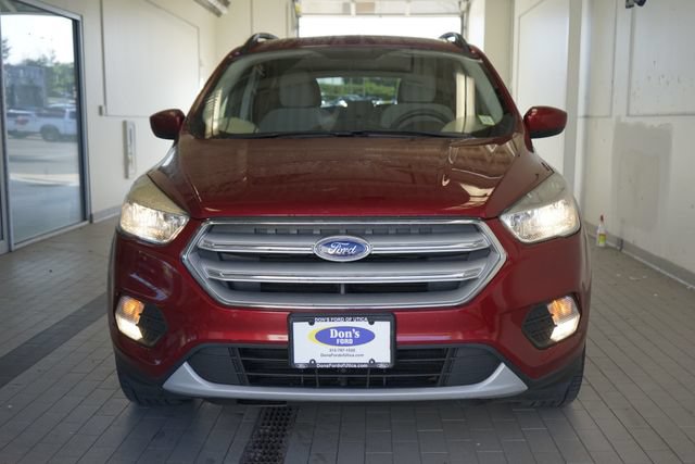 Certified 2018 Ford Escape SE w/ SE Sync 3 Package AWD/4WD image 17