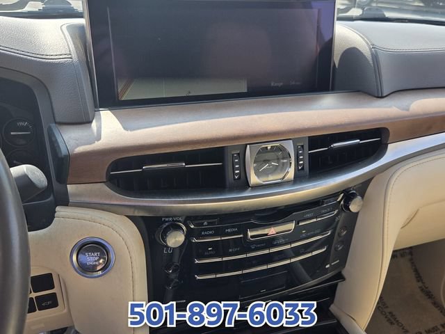 Used 2019 Lexus LX 570 4WD w/ Luxury Package image 18