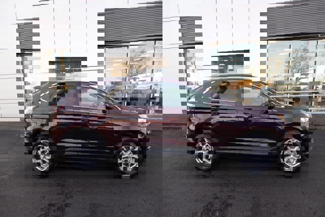 Certified 2024 Ford Edge SEL w/ Convenience Package image 5