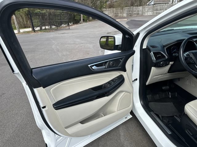Certified 2022 Ford Edge Titanium AWD/4WD image 30