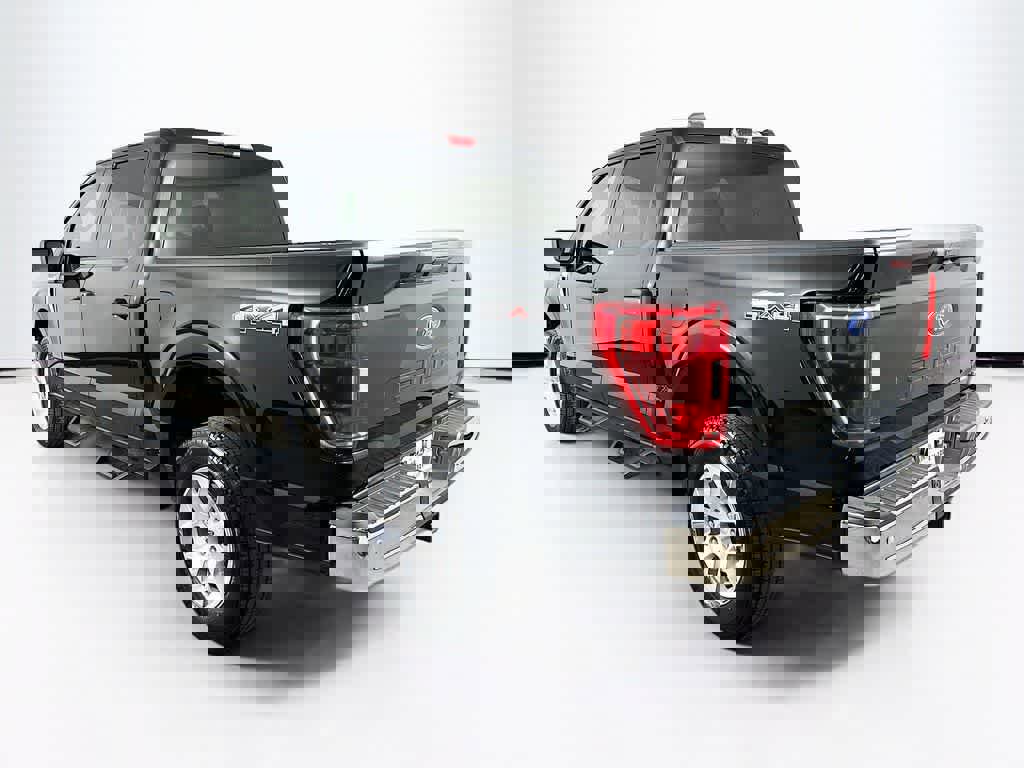 Certified 2023 Ford F150 XLT image 3