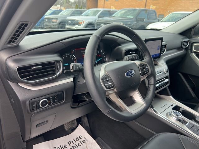 Certified 2023 Ford Explorer XLT w/ Equipment Group 202A image 8