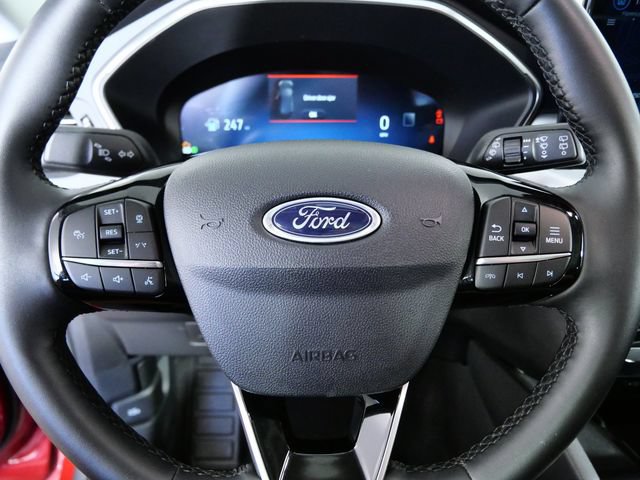 Certified 2025 Ford Escape Platinum AWD/4WD image 24