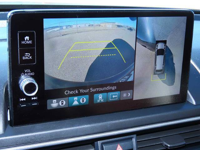 Used 2025 Honda Pilot Black Edition image 32