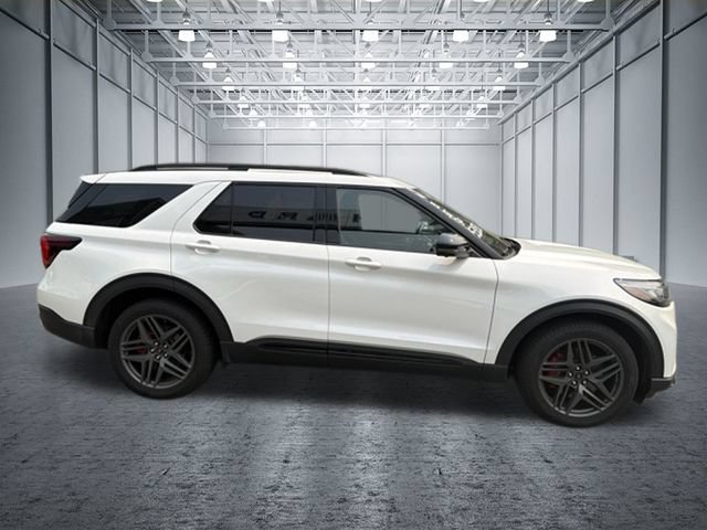 Certified 2025 Ford Explorer ST w/ Sun And Sound Package AWD/4WD image 44