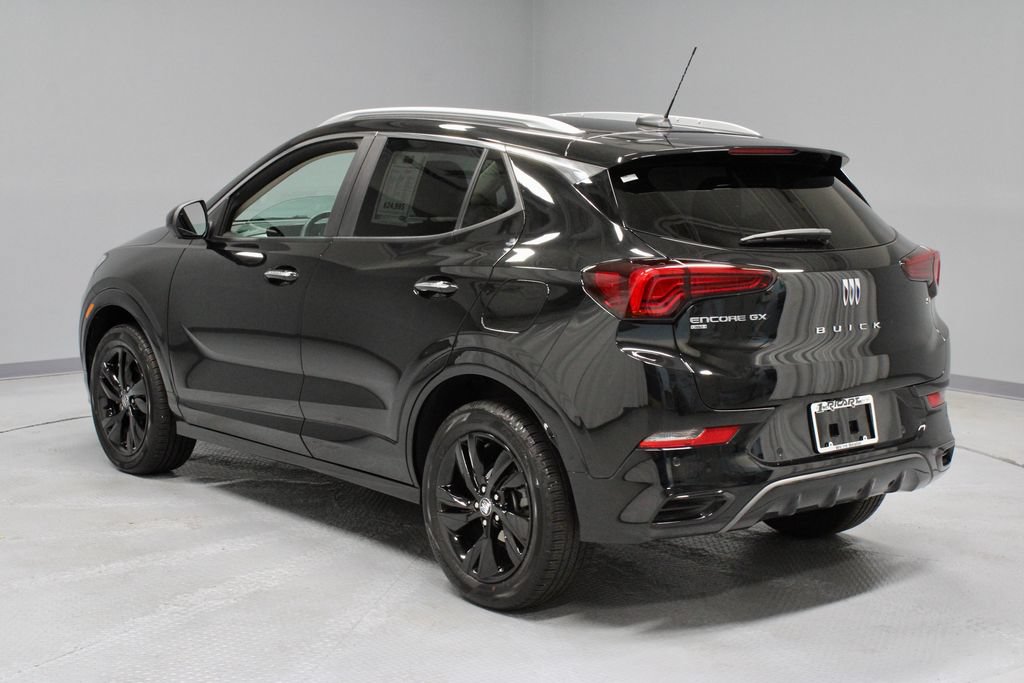 Used 2024 Buick Encore GX Sport Touring w/ Advanced Technology Package AWD/4WD image 9