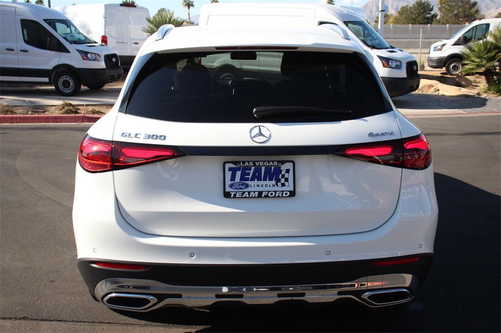 Used 2025 Mercedes-Benz GLC 300 4MATIC image 6